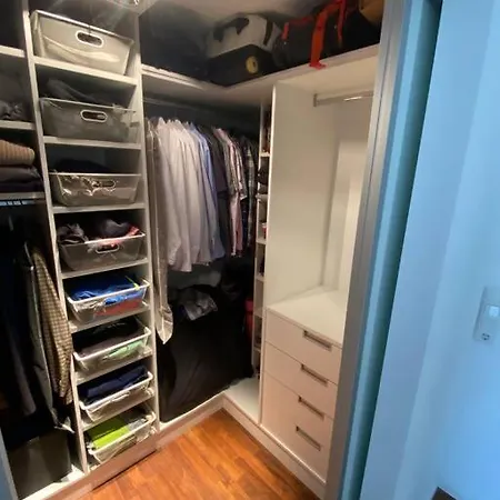 Designer Altbauwohnung Mit Balkon