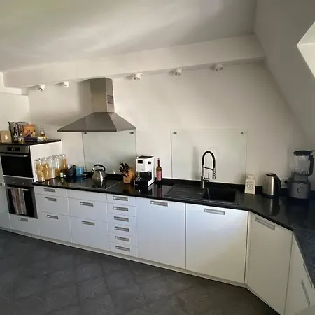 Designer Altbauwohnung Mit Balkon Holiday home *